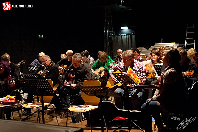 20120215 - Peter Bursch - Gitarrenworkshop - 029.jpg